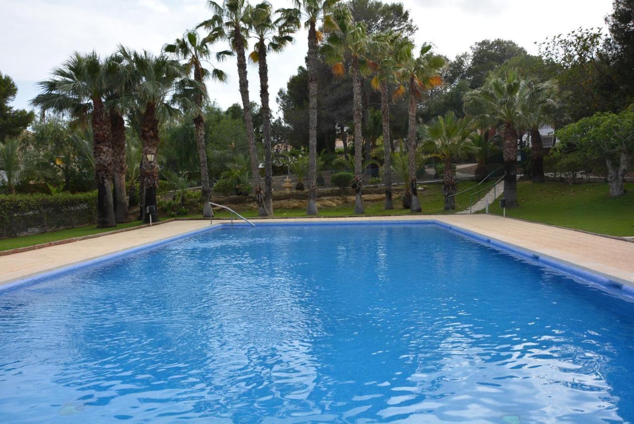 Palmeras, Piscina, Campo De Futbol Y Jardin Privados 马萨龙 外观 照片